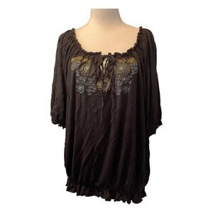 Gemstone Floral Embroidered Top Black Knit Scoop Neck Short Sleeve 1X